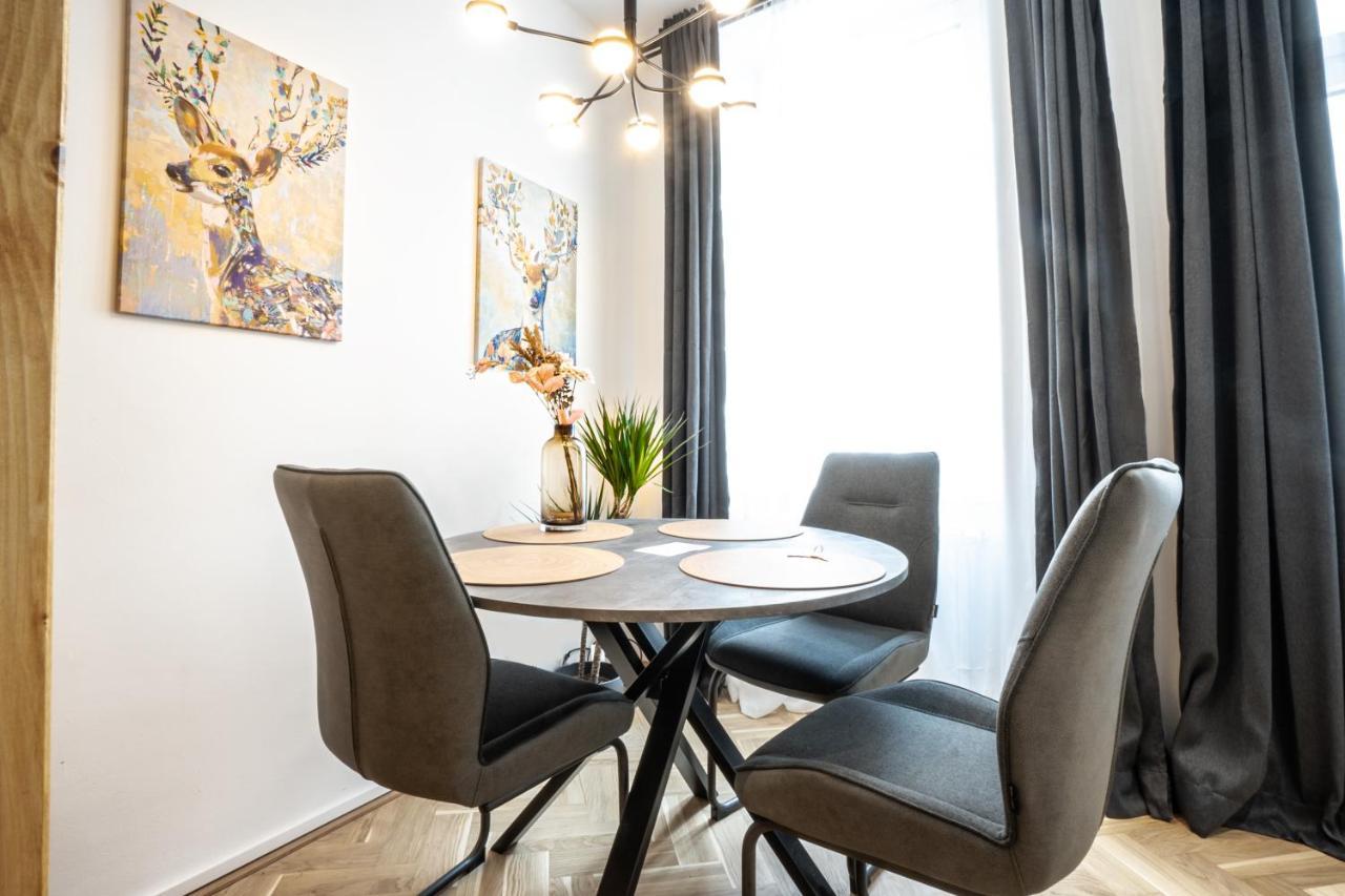 Comfortable, Balcony Apartment - Quick Access To Vienna'S Old Centre Εξωτερικό φωτογραφία