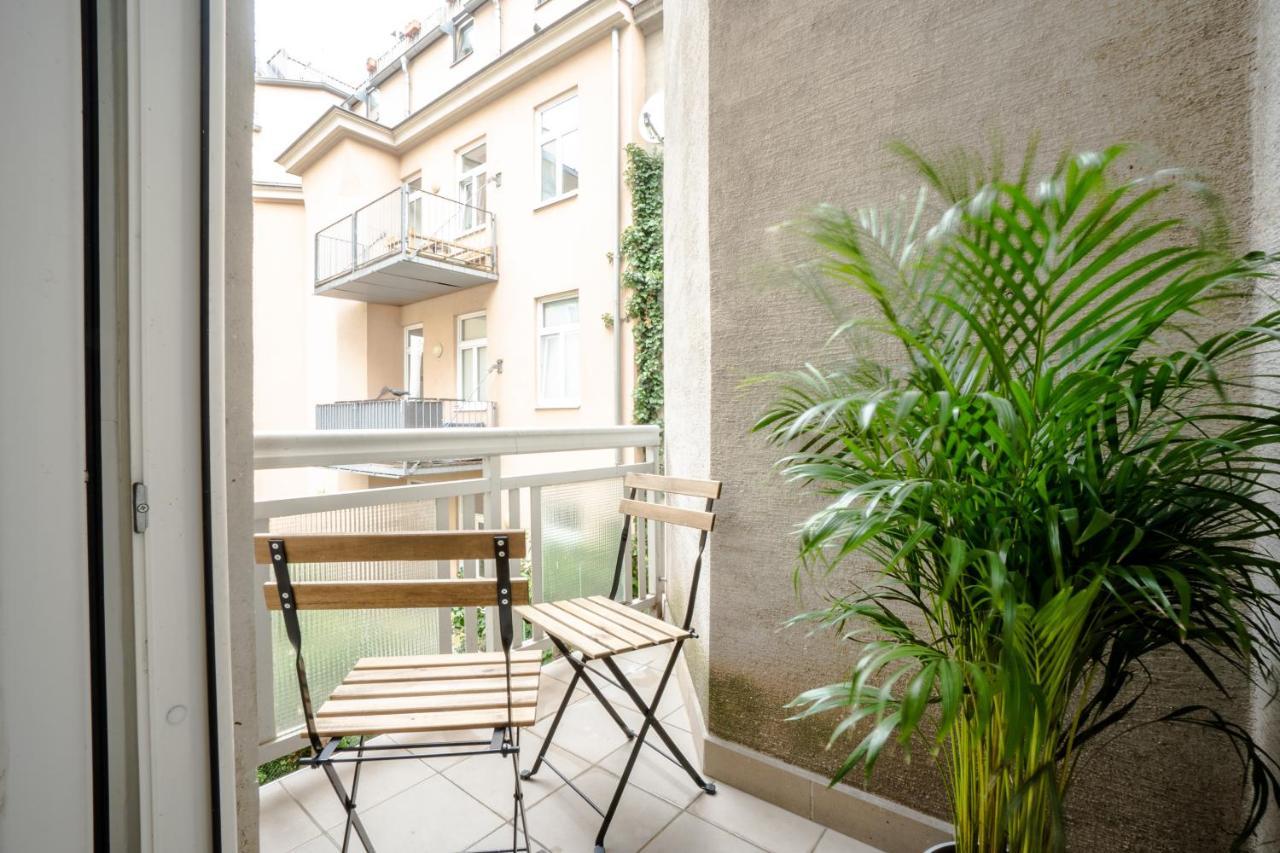 Comfortable, Balcony Apartment - Quick Access To Vienna'S Old Centre Εξωτερικό φωτογραφία